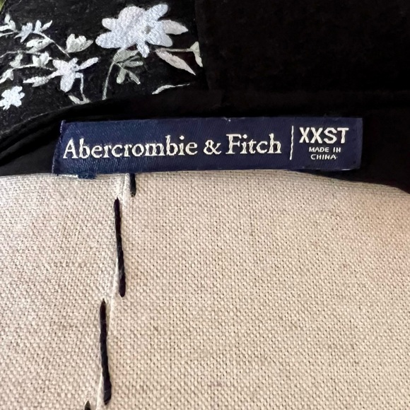 Abercrombie & Fitch Black Floral Midi Dress  With Slit | Size XXS - Picture 6 of 6